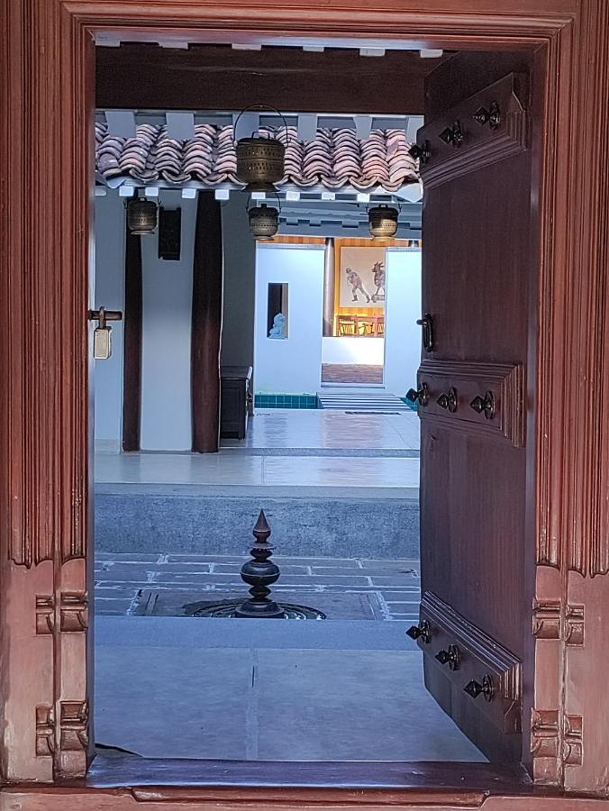 Mangala Heritage By Luxunlock Private Villas Tirukkannapuram Exterior photo