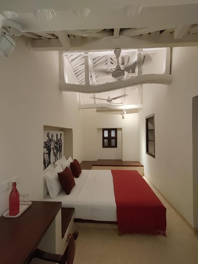 Mangala Heritage By Luxunlock Private Villas Tirukkannapuram Exterior photo